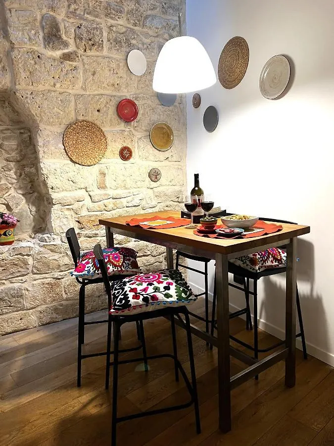 Palazzo Barone,Nel Cuore Del Borgo Antico. Apartment Bari