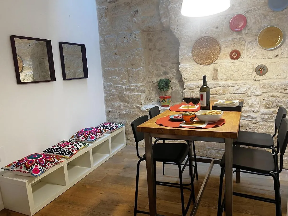 Palazzo Barone,Nel Cuore Del Borgo Antico. Apartment Bari
